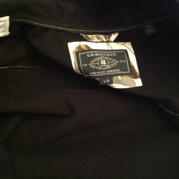 G. H. Bass & Company Men's Large White Print Hooded Soft Shell Jacket -NWT - Picture 9 of 9